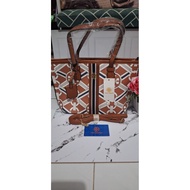 Tb brown tote bag