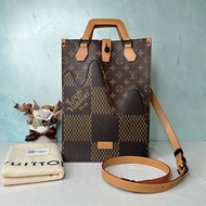 LV Nigo聯名托特包