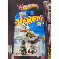 HOTWHEELS Feline Lucky