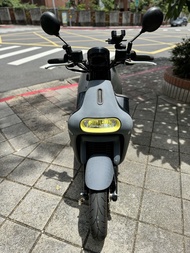 [自售]2019 Gogoro 3系列 鑰匙版 附配件Y型掛勾架、白鐵合金腳踏板、前後行車紀錄器
