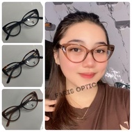 Cat eye glasses 24121 can request normal and minus. cyl. plus