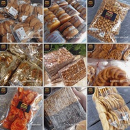 Serba 10 thousand Food local snacks, snacks, typical souvenirs from Minang padang Culinary