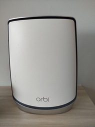 Netgear Orbi RBR850 router