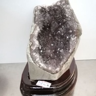 Amethyst Geodes Natural Uruguay Town (1.4kg)