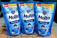 MOLTO PEWANGI serba 5000 135ML