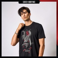 DAVIE JONES [ Love & Rhyme ] เสื้อยืด พิมพ์ลาย Graphic Slim Fit T-Shirt WA0276 สีดำ
