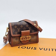 Louis Vuitton LV 雙色字紋 小款 Dauphine達芙妮斜背包/肩背包/二用包