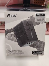 Vinnic 65W 旅行萬用充電器