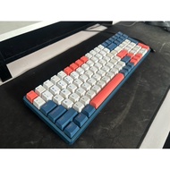 Iqunix F96 Mechanical Keyboard .