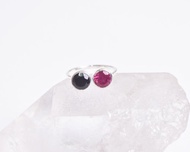 黑碧璽與紅寶石銀戒指