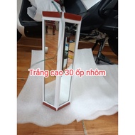 Five-legged arhat glass