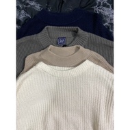 Knitwear (Preloved).