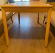 Ikea餐枱實木餐枱