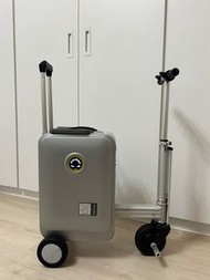 AirWheel SE3S最新款（blackpink演唱會同款電動行李箱🧳）二手極新狀況好😍🩷