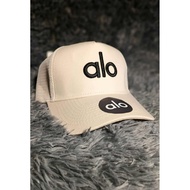 SNAPBACK ALO,BUCCANEERS,CARRHART PURPLE AND AND BABY PINK,NY AND SAINTS BRANDNEW