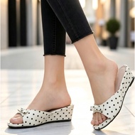 Clearance 2026 Women’s Polka Dot Bow Wedge Slides Summer Dress Sandals Boast classic elegant and fas