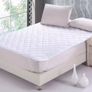 Fibre Star comfortable mattress protector cover