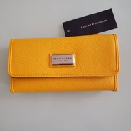 Tommy Hilfiger wallet