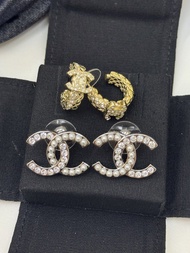 Authentic Chanel Earrings 95新 Chanel 珍珠耳環 金色圈耳環