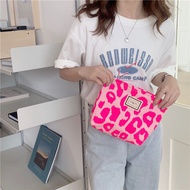 กระเป๋าขนาดเล็กของผู้หญิง Tas Kosmetik พิมพ์ลายเสือดาวสีชมพูกระเป๋าถือสำหรับการเดินทางกระเป๋าคลัทช์เก็บดินสอสำหรับเด็กนักเรียนหญิง