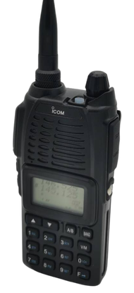 วิทยุสื่อสารในภาพ  IC-68  วิทยุสื่อสารแบบพกพา   VHF  5 วัตต์ 128 ช่อง