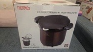 終於返現貨了 不銹鋼款 高貴 亮眼啡色 全新品 $900HKD 最低價 日版   Thermos  cookers 4.5l 真空煲 燜燒鍋 燜煮烹調器 有意快者油塘即取  啡色   抵用之選 罕有不