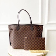 Original - Louis Vuitton LV Neverfull MM Damier ebene inside red