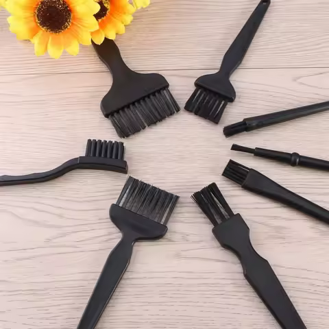 8 PCS Laptop Cleaning Kit Portable Cleaning Brush Nylon Brush Machine Cleaning Brush Razor Cleaning 