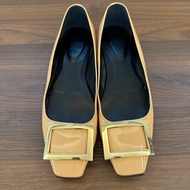 Roger Vivier 經典裸色鞋款 38尺碼