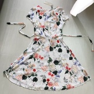 Dorothy Perkins flora dress