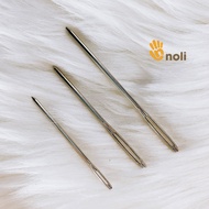Blunt tip wool sewing needle (Sold in combo)