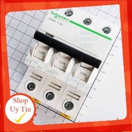 A9F18303 Aptomat MCB Schneider 3 Pole 3A Giang Tech Hub