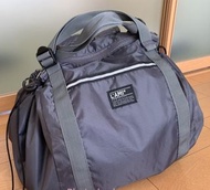 日本品牌Felissimo的「Register Basket Backpack」背包式環保包，日本媽咪購物必備，可以直接放在菜籃內，結帳完束口拉緊即可輕鬆背起！實用兼具時尚的設計包款，日本售價日幣$4