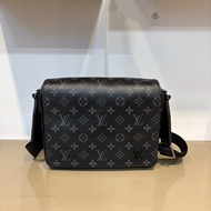 LV District PM肩斜背郵差包M46255