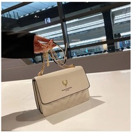 Premium FashionBAG, beg bantal, beg bahu, beg wanita premium. Beg bergaya dengan tali rantai emas   