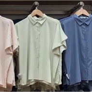 (NEW) UNIQLO - SHORT-SLEEVED RAYON BLOUSE / RAYON SHIRT SLEEVE BLOUSE