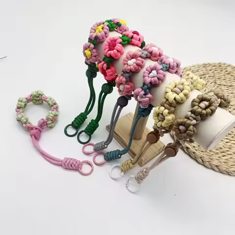 Crochet Daisy Flowers Wristband Keychain Anti-lost Lanyard Knit Weaved Flower Bracelet Keychains Key