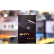 Samsung Evo 870 - 1TB SSD (used - Like New)