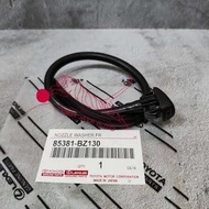 Nozzle Wiper Depan + Selang Washer Kaca Mobil untuk Toyota Kijang Innova / Innova Lama – Semprotan A