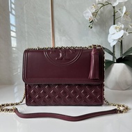กระเป๋าสะพาย ทรงสวย TORY BURCH FLEMING CONVEERTIBLE  SHOULDER BAG  กระเป๋าสะพายสายโซ่ รูปทรงสี่เหลี่