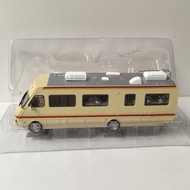 Green Light breaking bad 1986 fleetwood bounder rv Bus Model Alloy Do Not Open the Door