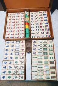 麻雀 麻將（綠色） 廣東麻雀 （有盒有花）