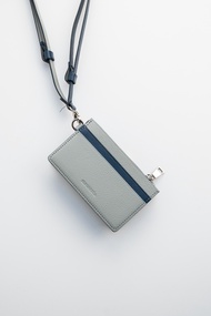 (Handmade จัดส่งใน 7-10 วัน) THE VOYAGER Strap Leather Wallet