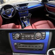 【現貨】適用於2010-2015款寶馬X1汽車改裝內飾貼紙 BMW E84中控排擋昇窗門板成型保護改色貼膜