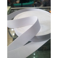 Penguin rubber 2.5 cm 275 36 yards