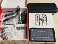 任天堂 Switch 主機連 Joy-Con