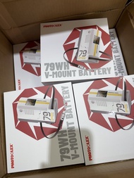 PHOTOOLEX輕量化 V 口電池行動電源 ｜攝影、錄影、直播、外拍、影視拍攝設備供電 使用