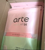 100個KF94‼️🇰🇷韓國製造 arte KF94 口罩， 5個一包裝，成人適用   color mask 奶茶色口罩  4色  成人KF94 💢預購💢