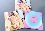 限量3000朴彩英 ROSÉ & Bruno Mars ROSÉ - number one girl / APT. UO Urban Outfitters exclusive cloudy blue 