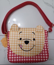 迪士尼小熊維尼格紋斜背包